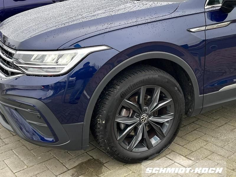 Gebraucht VW Tiguan Allspace Move 150 PS (110 kW) 2024 Atlantic blue (blau) SUV