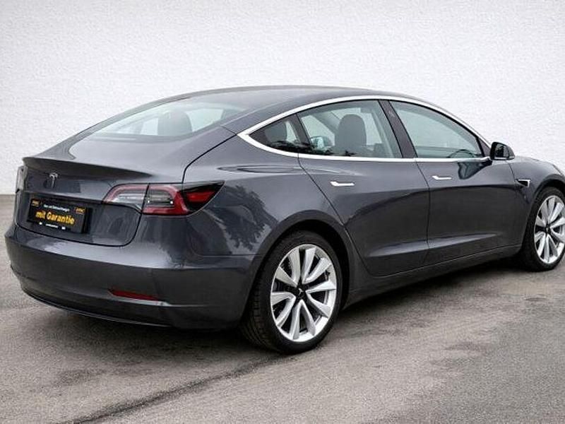 Gebraucht Tesla Model 3 Standard Range Plus 289 kW (393 PS) 2019 Grau Limousine