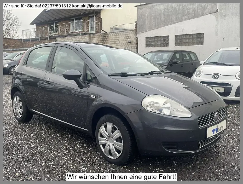 Gebraucht Fiat Grande Punto Dynamic 77 PS (56 kW) 2010 Grau Kleinwagen
