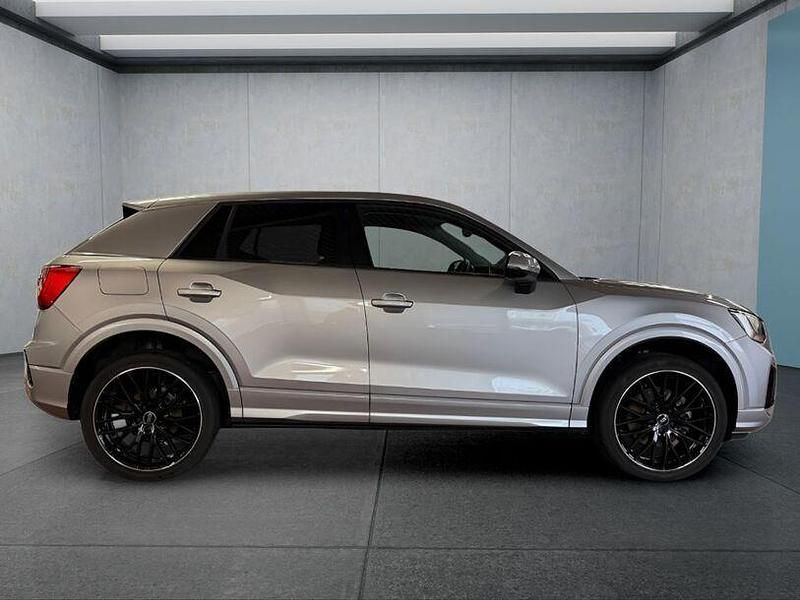 Gebraucht Audi Q2 150 PS (110 kW) 2025 Silber SUV