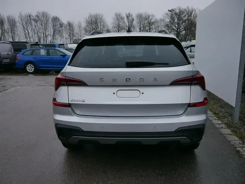 Neu Skoda Kamiq Selection 115 PS (84 kW) 2026 Grau SUV