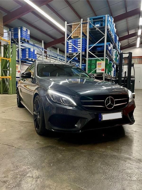 Gebraucht 2016 Mercedes C250 AMG line Kombi | 17.000 € (Guter Preis) - Bild 1/4