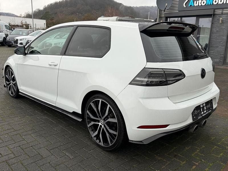 Gebraucht VW Golf VII Trendline 86 PS (63 kW) 2018 Weiß Limousine