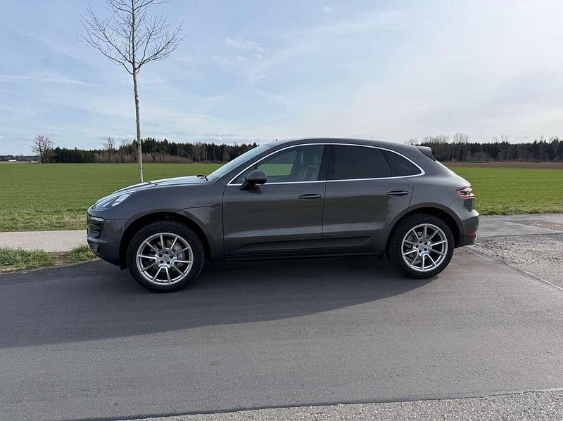 Gebraucht Porsche Macan S 258 PS (189 kW) 2014 Grau SUV