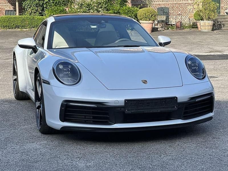 Eisgraumetallic Gebraucht 2024 Porsche 911 Carrera 4S Coupé | 147.790 € (Superpreis) - Bild 1/4