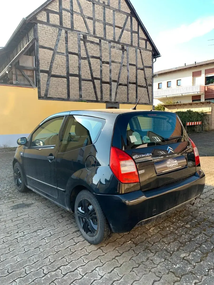 Gebraucht Citroën C2 60 PS (44 kW) 2009 Schwarz Kleinwagen