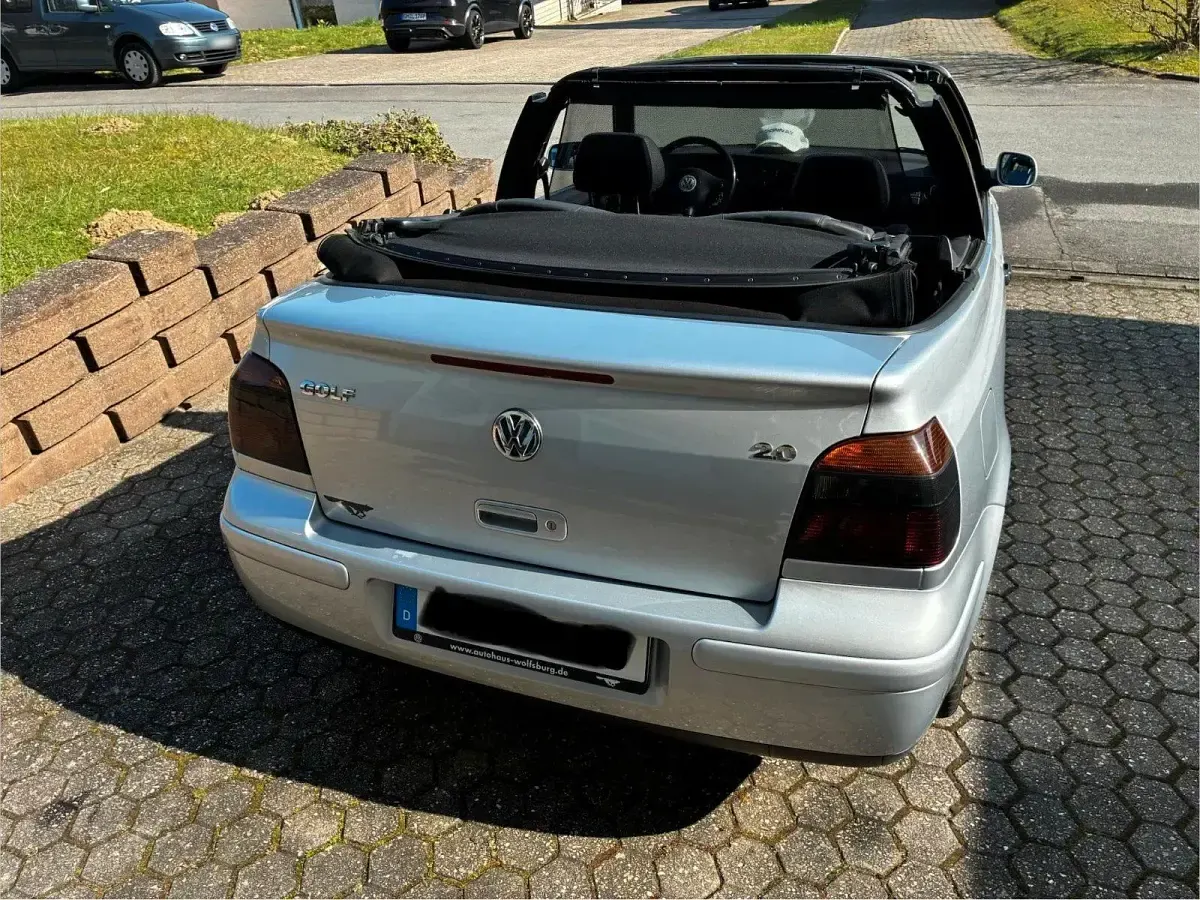 Gebraucht VW Golf 101 PS (74 kW) 2000 Silber Cabrio
