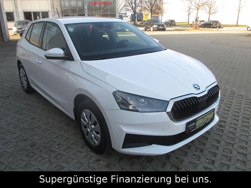 Gebraucht Skoda Fabia Active 95 PS (69 kW) 2022 Weiß Kleinwagen