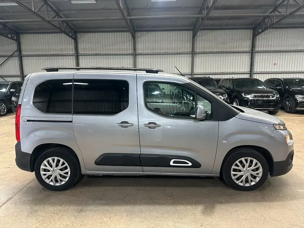 Gebraucht Citroën Berlingo Live 102 PS (75 kW) 2020 Grau Van / Kleinbus