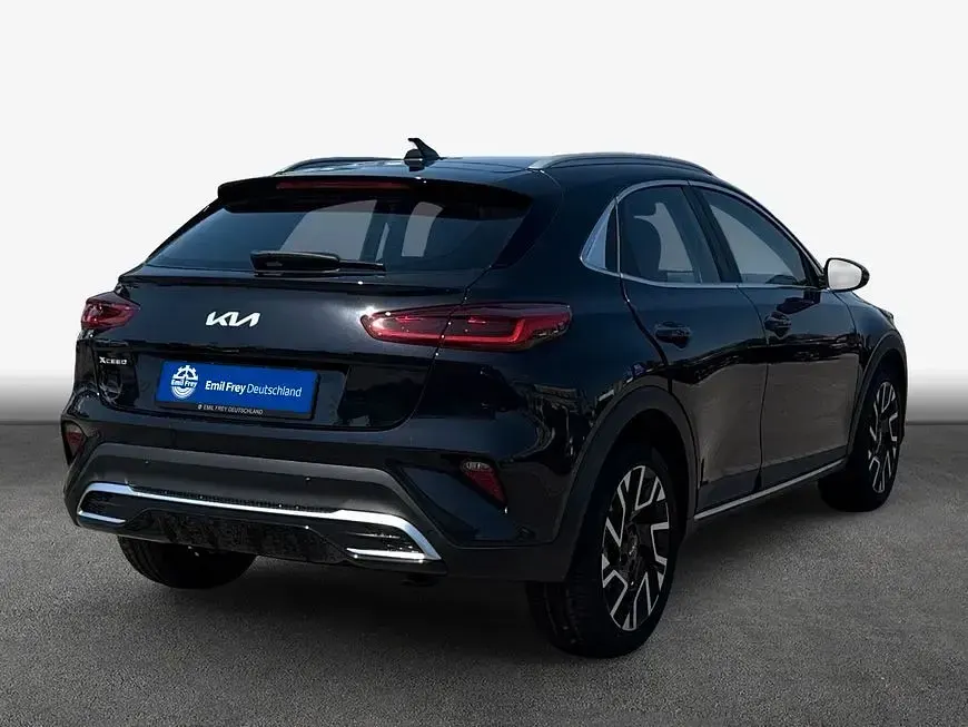 Neu Kia XCeed Spirit 150 PS (110 kW) 2026 Schwarz SUV