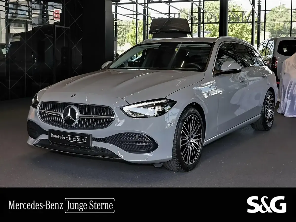 Gebraucht Mercedes C200 Avantgarde 204 PS (150 kW) 2025 Limousine