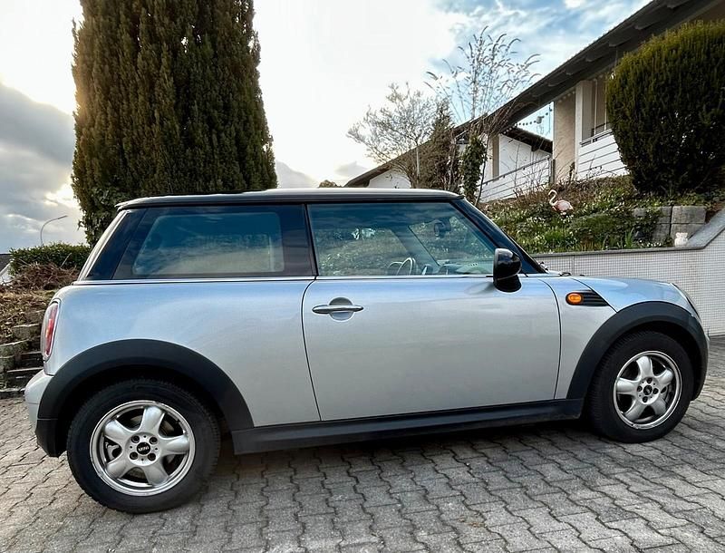 Usado Mini Cooper 120 HP (88 kW) 2007 Prateado Citadino