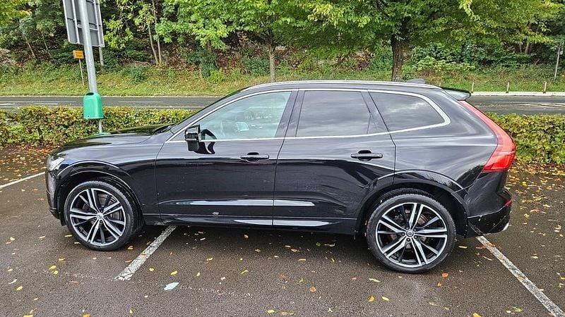 Gebraucht Volvo XC60 R-Design 235 PS (172 kW) 2018 Schwarz SUV