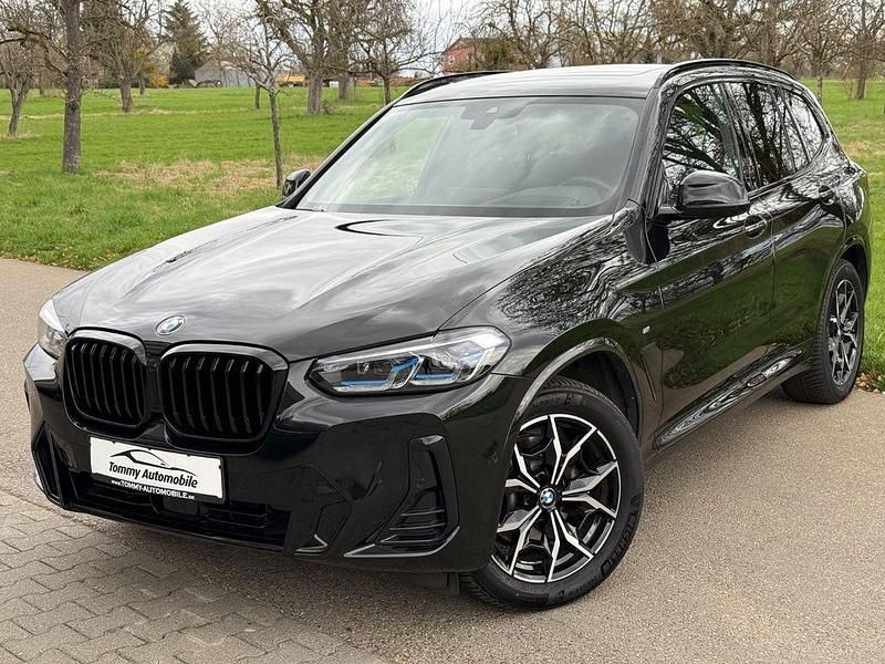 Black sapphire metallic Gebraucht 2023 BMW X3 M Sport SUV | 52.900 € (Teuer) - Bild 1/4