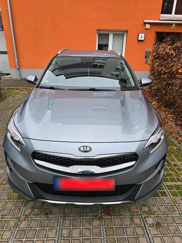 Gebraucht Kia XCeed 136 PS (100 kW) 2021 Andere farben SUV