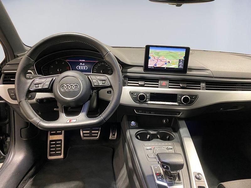 Gebraucht Audi A4 S-Line 218 PS (160 kW) 2016 Grau Kombi