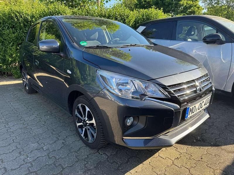 Platinumgrau Gebraucht 2024 Mitsubishi Space Star Select Kleinwagen | 16.990 € (Etwas zu teuer) - Bild 1/4
