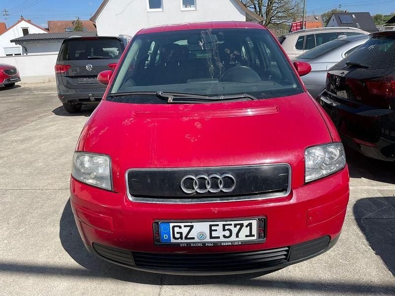 Usado Audi A2 75 HP (55 kW) 2003 Vermelho Citadino