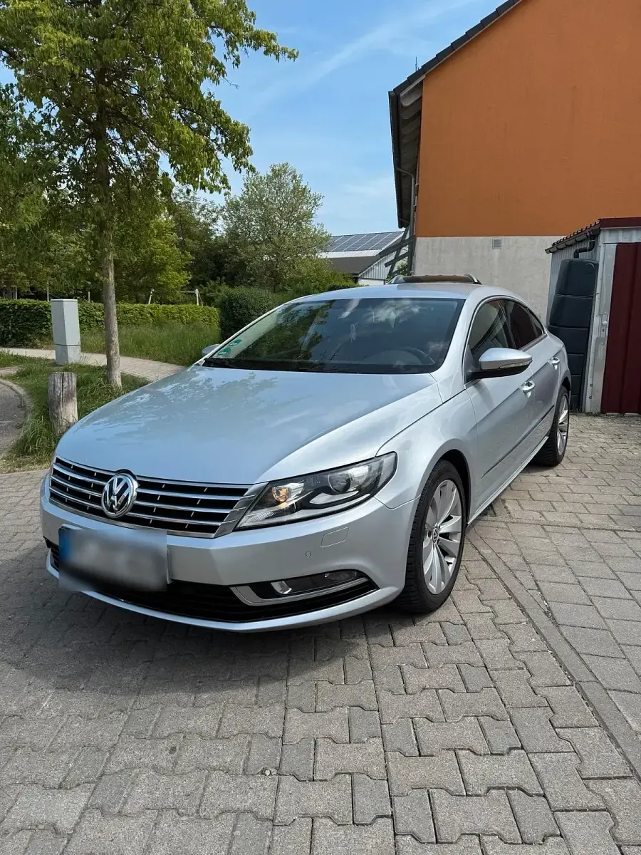Second-hand VW CC 150 CP (110 kW) 2015 Argintiu Berlinǎ