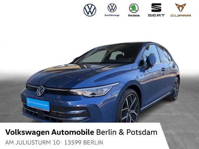 Anemonenblau metallic schwarz Gebraucht 2024 VW Golf VIII Edition Limousine | 33.550 € (Teuer) - Bild 1/4
