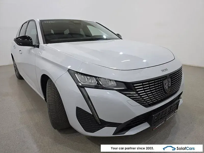 Gebraucht Peugeot 308 Allure 131 PS (96 kW) 2024 Weiß Limousine