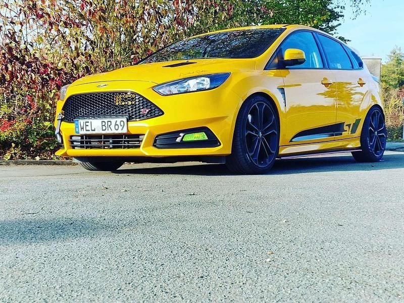 Gebraucht Ford Focus ST 250 PS (183 kW) 2015 Kleinwagen