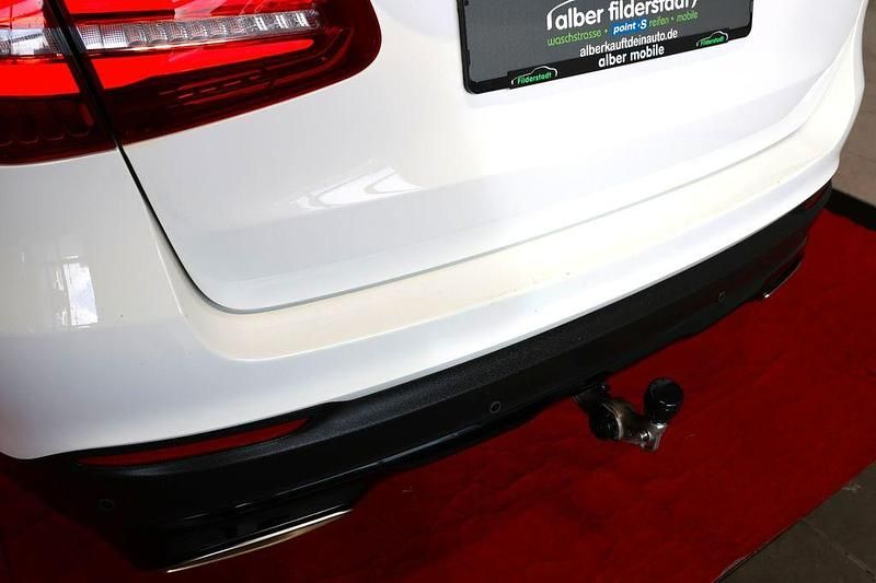 Gebraucht Mercedes GLC300 245 PS (180 kW) 2018 Weiß SUV