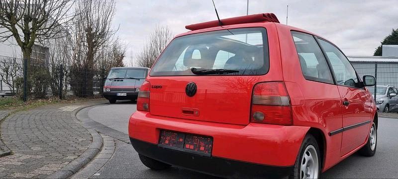 Gebraucht VW Lupo 50 PS (36 kW) 2002 Rot Kleinwagen