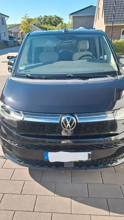 Gebraucht VW Multivan Style 204 PS (150 kW) 2022 Schwarz Van / Kleinbus