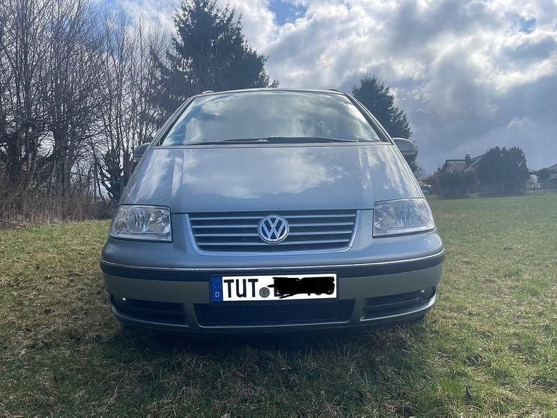 Gebraucht VW Sharan Trendline 150 PS (110 kW) 2005 Grau Van / Kleinbus