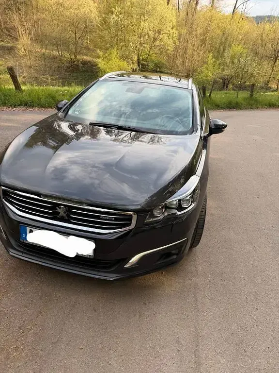 Gebraucht Peugeot 508 SW Allure 150 PS (110 kW) 2015 Grau Kombi
