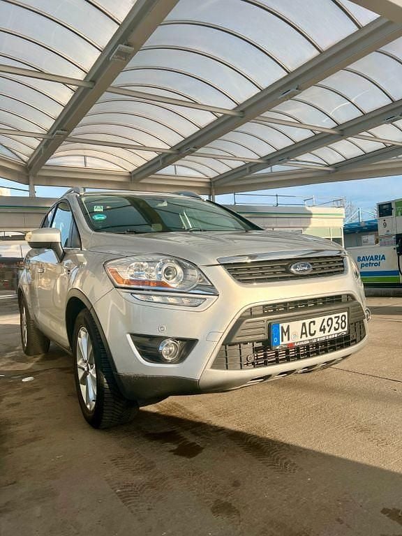 Gebraucht Ford Kuga 140 PS (102 kW) 2012 Silber SUV