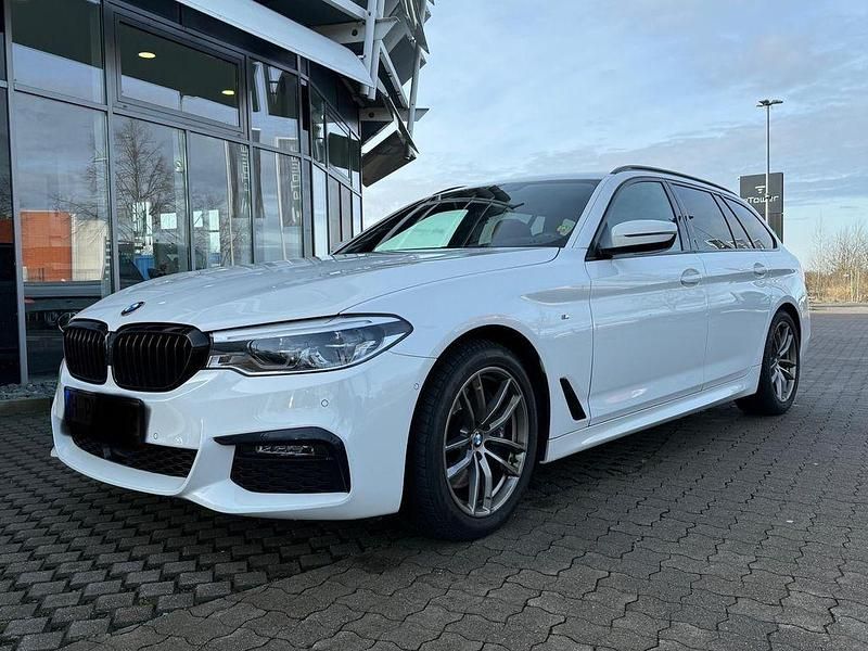 Weiß Gebraucht 2020 BMW 530 Performance Kombi | 34.500 € (Etwas zu teuer) - Bild 1/4