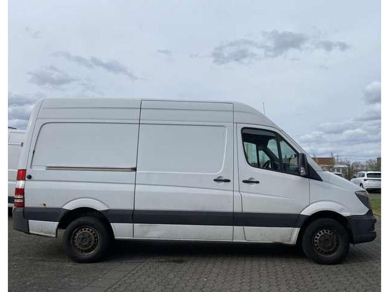 Gebraucht Mercedes Sprinter 163 PS (119 kW) 2017 Arktikweiss Van