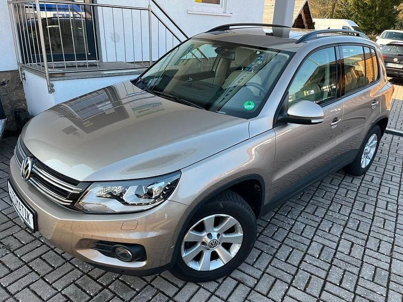 Gebraucht VW Tiguan Track & Field 140 PS (102 kW) 2012 Beige SUV
