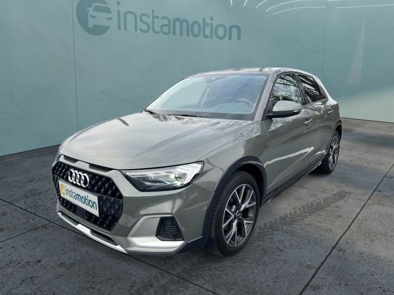 Grau Gebraucht 2024 Audi A1 Ambiente Kleinwagen | 25.490 € (Guter Preis) - Bild 1/4