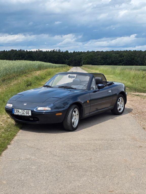 Blau Gebraucht 1997 Mazda MX5 Cabrio | 9.500 € (Fairer Preis) - Bild 1/4