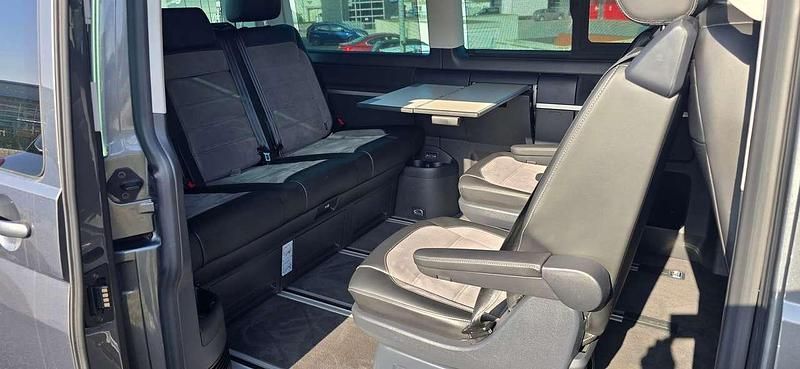 Gebraucht VW Multivan Comfortline 150 PS (110 kW) 2021 Indiumgrau metallic Van