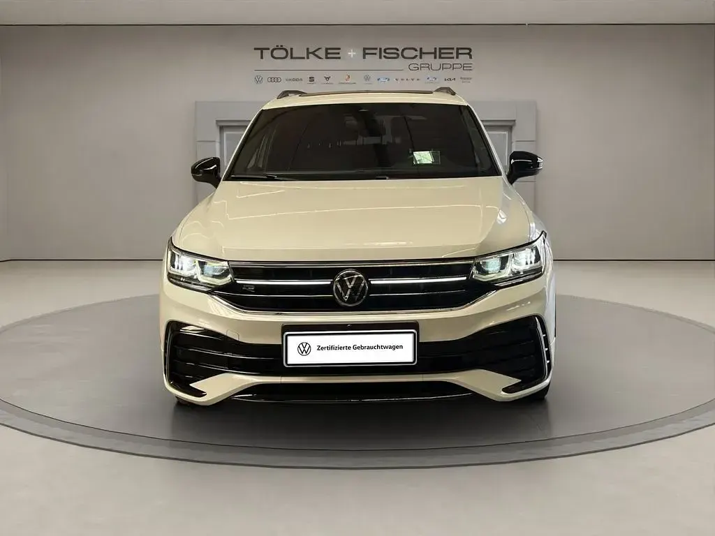 Gebraucht VW Tiguan Allspace R-line 245 PS (180 kW) 2022 Weiß SUV