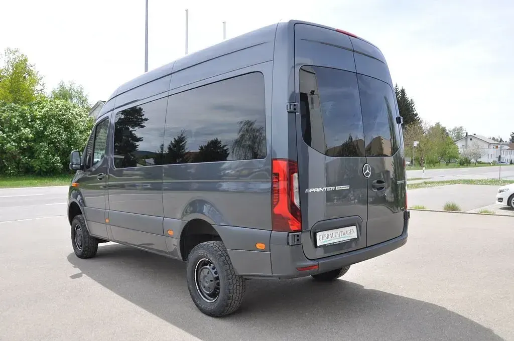 Gebraucht Mercedes Sprinter 190 PS (139 kW) 2019 Grau Van