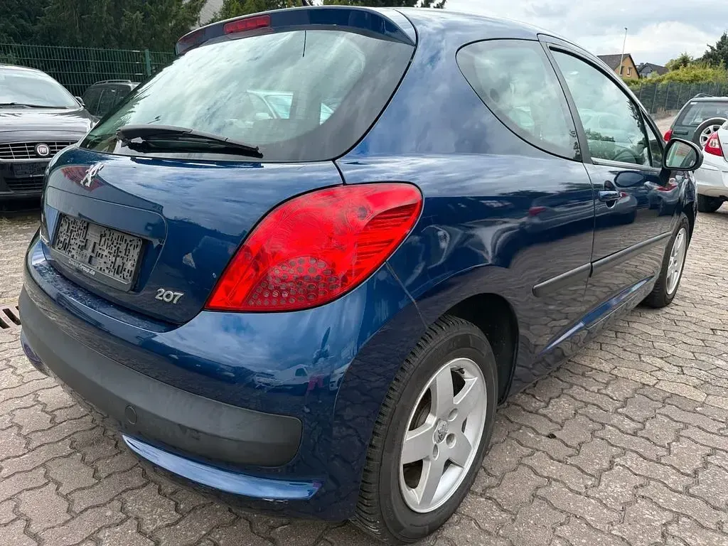 Gebraucht Peugeot 207 90 PS (66 kW) 2009 Blau Limousine