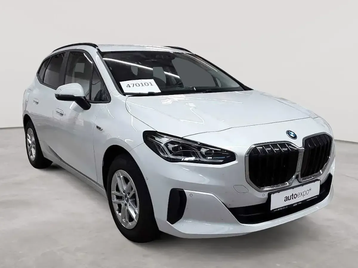 Gebraucht BMW 225 Active Tourer Performance 136 PS (100 kW) 2022 Van / Kleinbus