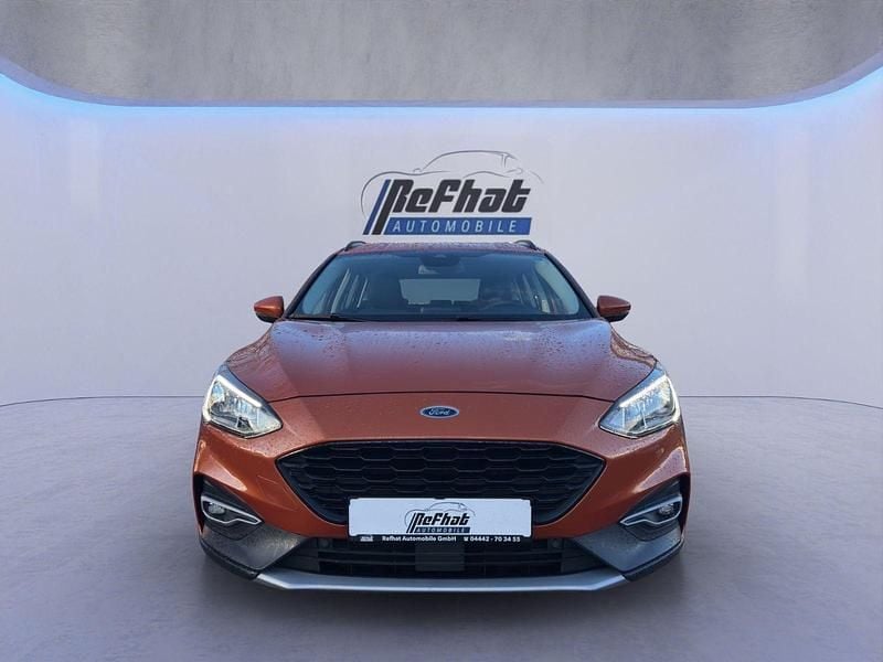 Gebraucht Ford Focus Active 150 PS (110 kW) 2019 Orange glow Kombi