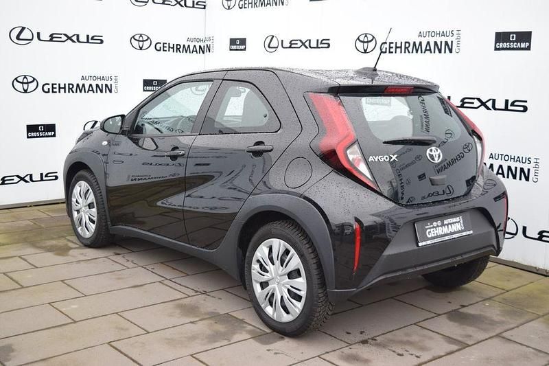 Gebraucht Toyota Aygo X Business Edition 72 PS (52 kW) 2024 Schwarz SUV