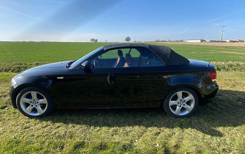 Gebraucht BMW 118 Cabriolet Performance 143 PS (105 kW) 2010 Schwarz Cabrio