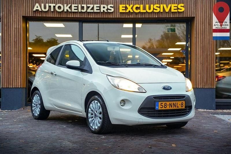 Gebraucht Ford Ka Titanium X 69 PS (50 kW) 2010 Weiß Kleinwagen