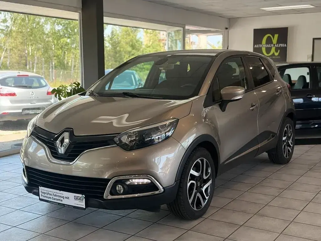 Gebraucht Renault Captur Dynamique 120 PS (88 kW) 2014 Grau SUV