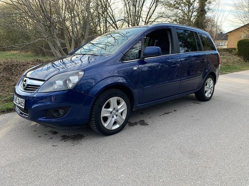 Gebraucht Opel Zafira 140 PS (102 kW) 2011 Blau Van / Kleinbus