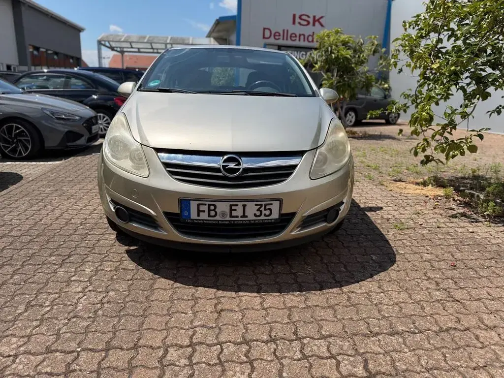Gebraucht Opel Corsa Basis 80 PS (58 kW) 2007 Silber Kleinwagen