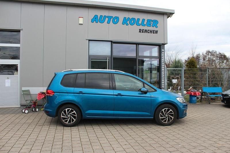 Gebraucht VW Touran Join 116 PS (85 kW) 2018 Blau Van / Kleinbus